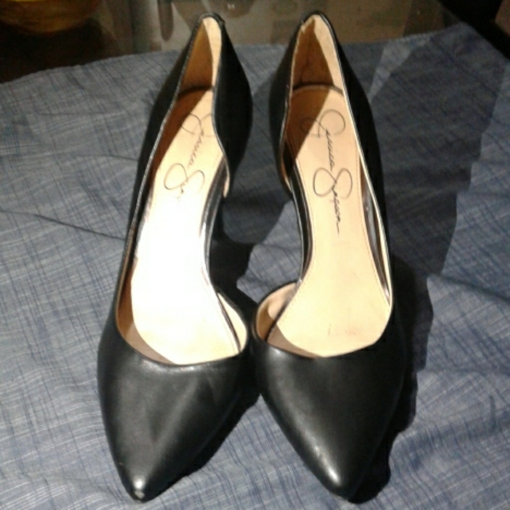 Jessica Simpson  leather heels black
